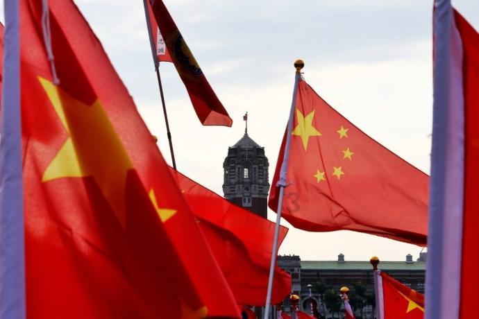 赵雷绝想不到，韩红会把《成都》唱的这么感人，连周深都被唱哭！