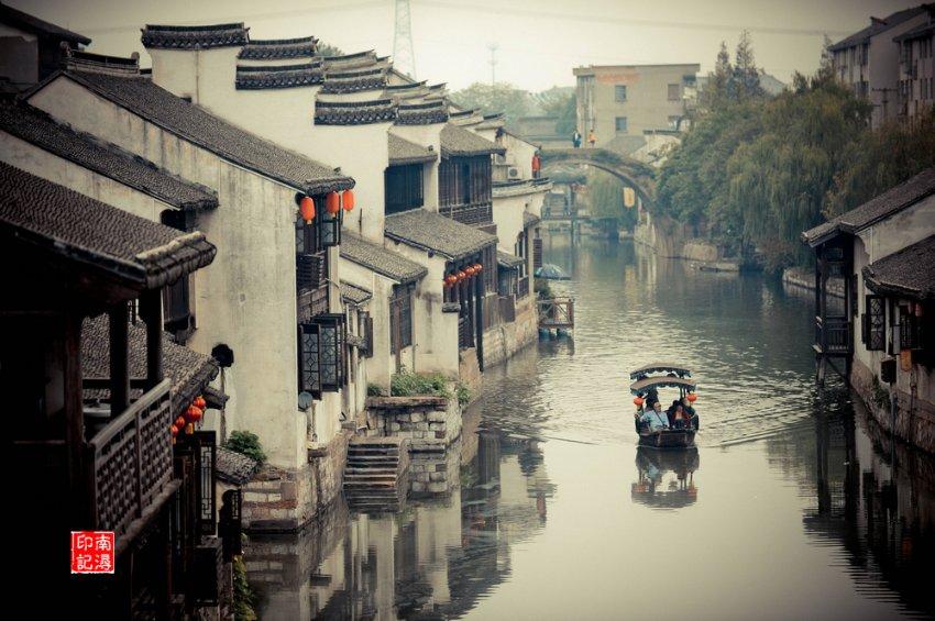 外星球体进黑洞